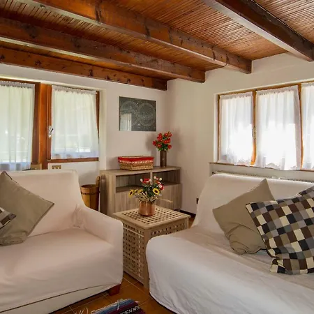 Chalet Incantevole Zender Casa de Férias
