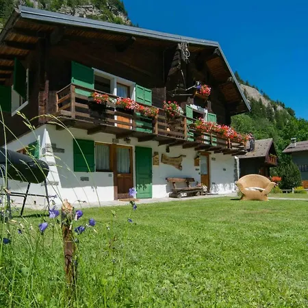 Chalet Incantevole Zender Casa de Férias *
